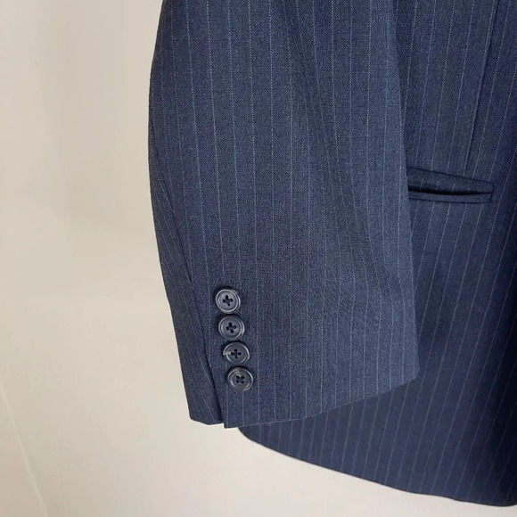 Chaps Pinstripe Wool Blazer Size 42R - Picture 13 of 13